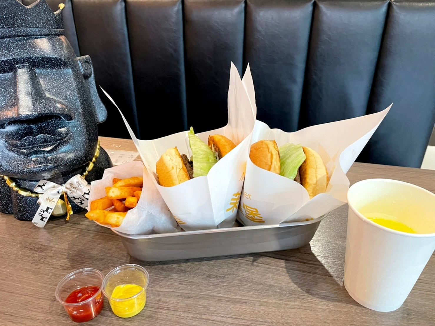 [食記] 台北 茉莉漢堡，美式餐廳套餐飲料無限續